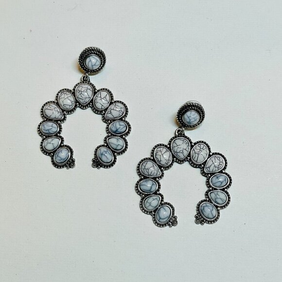 Western Boho Style Silver Concho Naja Earrings #870 - Picture 4 of 12